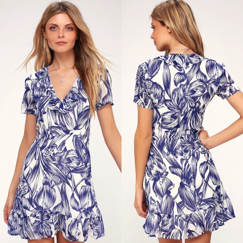 Lulus | To Bloom It May Concern Blue and White Floral Print Dress